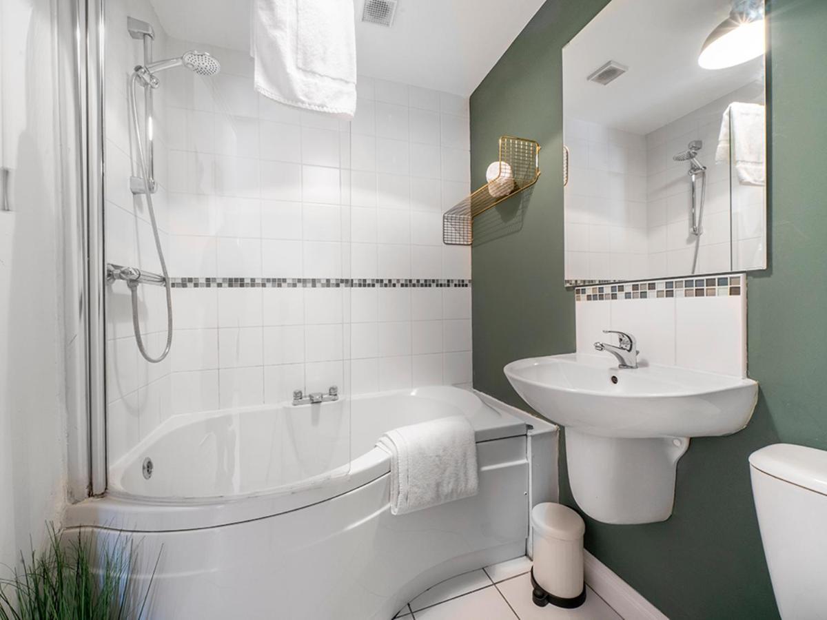 Titanic View Penthouse - Gated Complex - Parking Apartment Belfast Exterior photo